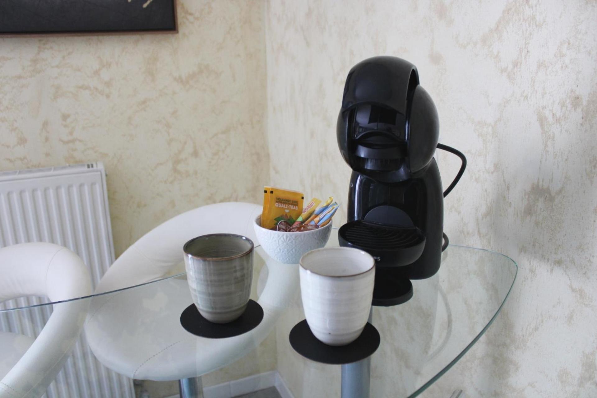 Cosy Appart - Balcon, Parking, Spacieux T2 - Proche Eurexpo Stade Saint-Priest  Buitenkant foto